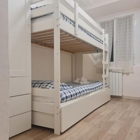 Trilocale Nel Centro Di Sampierdarena Διαμέρισμα Γένοβα Εξωτερικό φωτογραφία